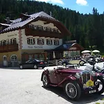 Inn Rifugio Monti Pallidi 2*