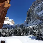 Inn Rifugio Monti Pallidi 2*