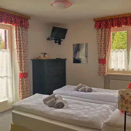 Locanda Rifugio Monti Pallidi 2*