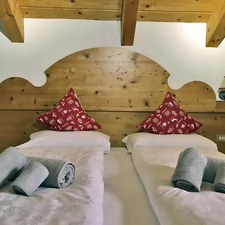 Rifugio Monti Pallidi Inn 2*