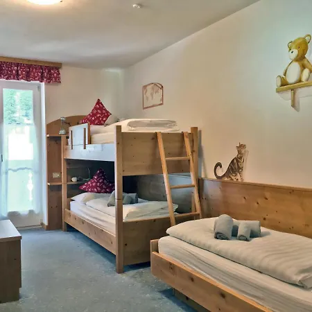 Rifugio Monti Pallidi イン 2*