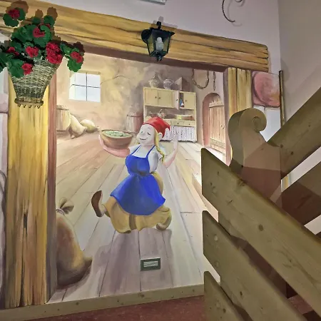 瑞福吉奥蒙蒂帕里蒂宾馆 宾馆 2*