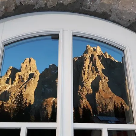 Rifugio Monti Pallidi イン 2*