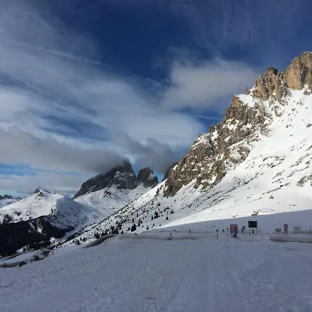 Rifugio Monti Pallidi イン 2*