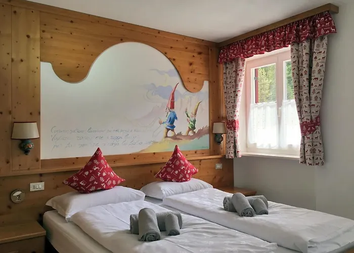 Rifugio Monti Pallidi Locanda Canazei