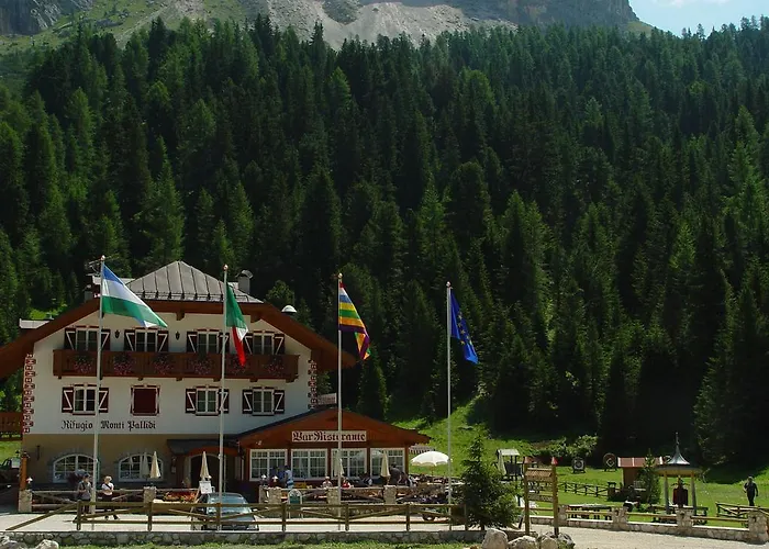 Rifugio Monti Pallidi Canazei